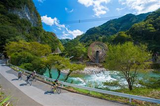 本匠大水車_走行シーン